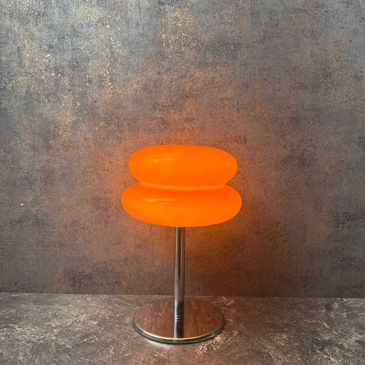 Vialume – Italiaanse Bauhaus Tafellamp